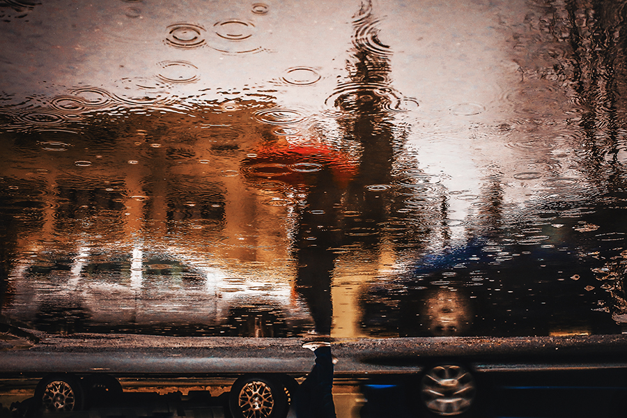 7 idei creative pentru a surprinde ploaia în fotografiile tale