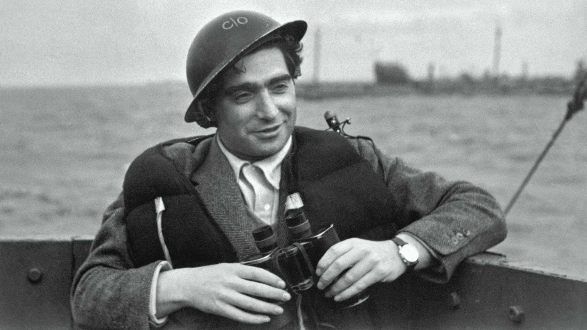 Robert Capa | O legendă a lumii fotografice